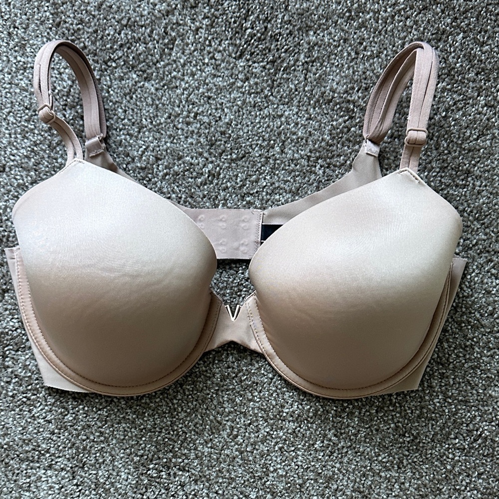 VS Body by Victoria Seamless Tan Bra